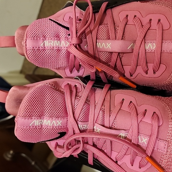 Nike Air Max Women - Picture 7 of 10